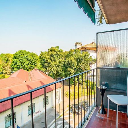 Large Suite Home Milan - Duomo Экстерьер фото