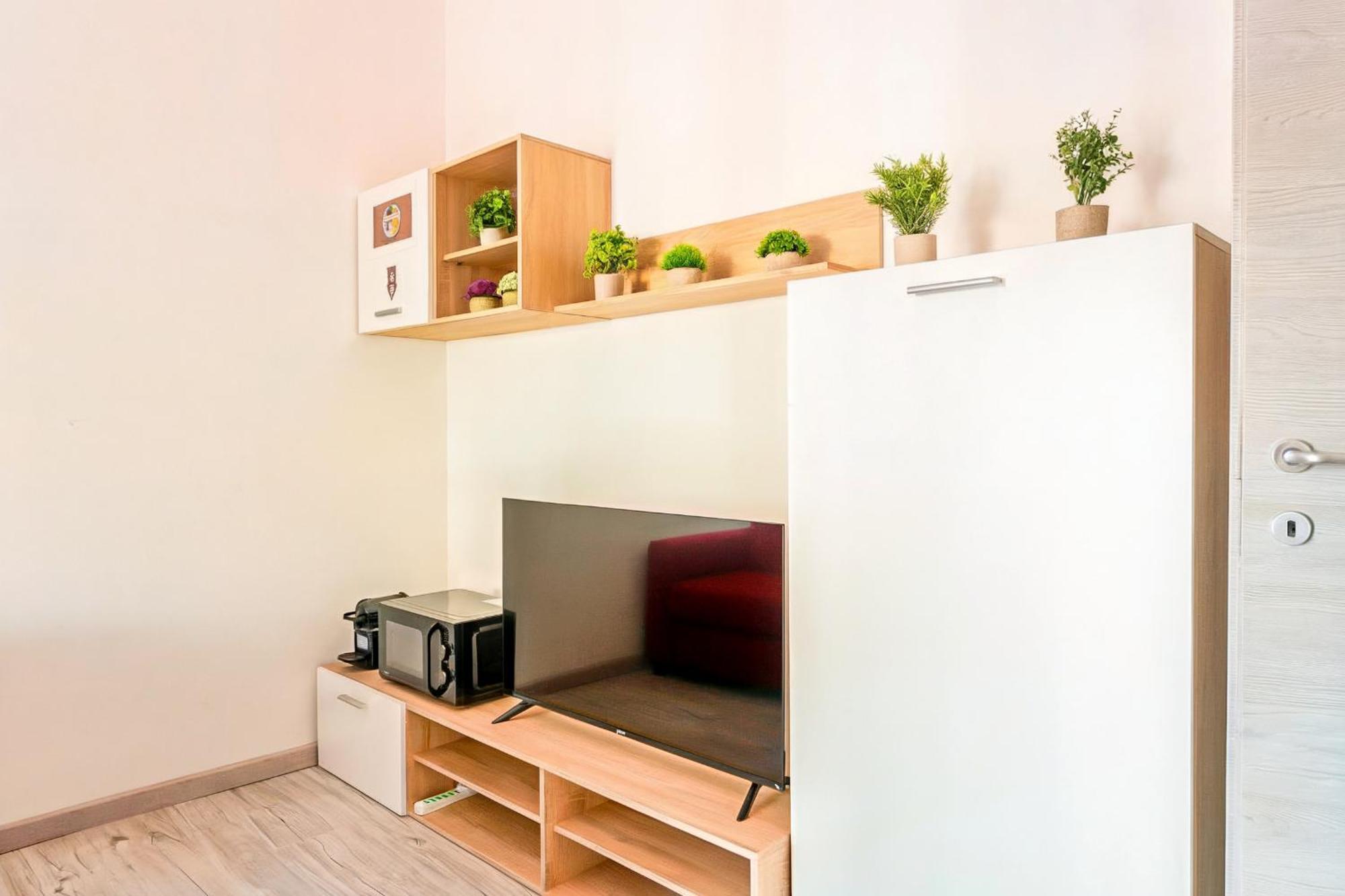 Large Suite Home Milan - Duomo Экстерьер фото