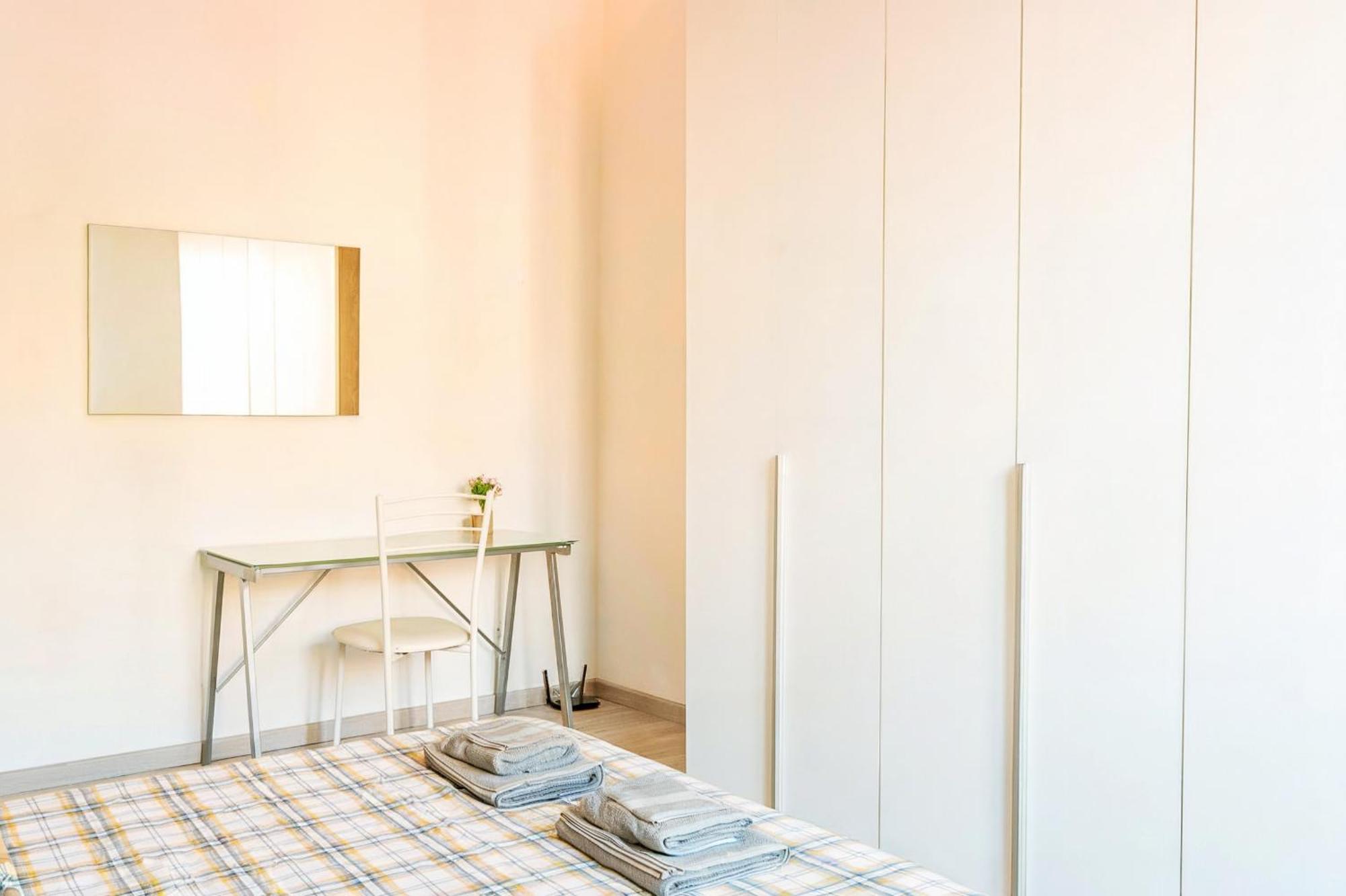 Large Suite Home Milan - Duomo Экстерьер фото